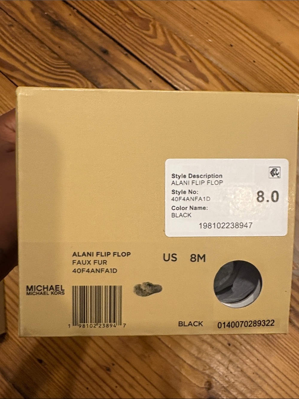 Shoe box label showing product info